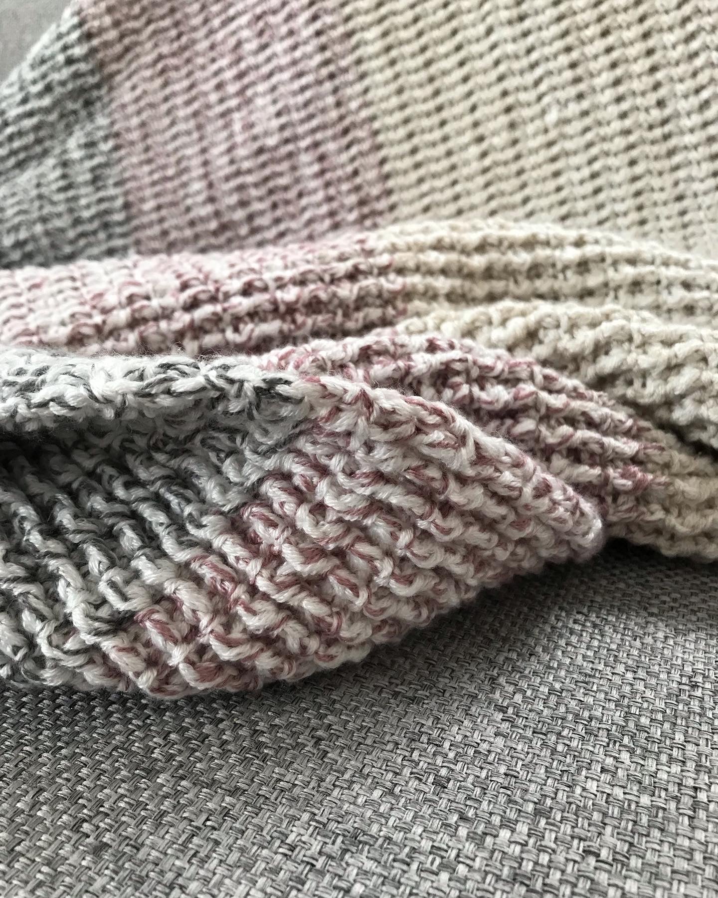 Ribbing blanket